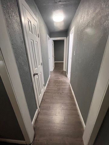 205 NE 22nd Street, Grand Prairie, TX 75050