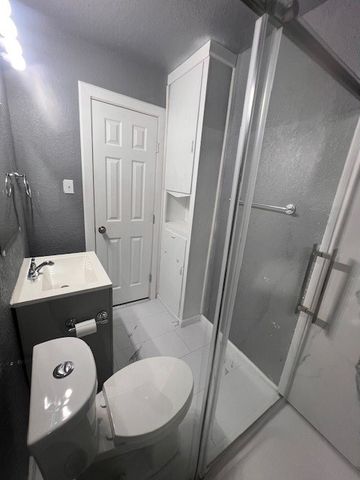 205 NE 22nd Street, Grand Prairie, TX 75050