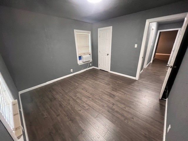 205 NE 22nd Street, Grand Prairie, TX 75050