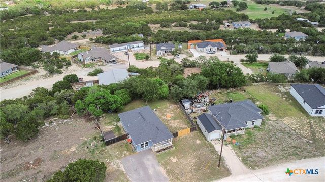 585 Cimarron, Spring Branch, TX 78070
