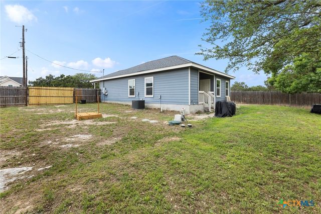 585 Cimarron, Spring Branch, TX 78070