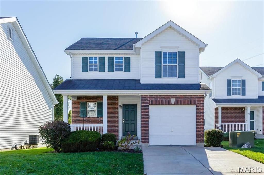 18 W Homefield Point Court, O'fallon, MO 63366