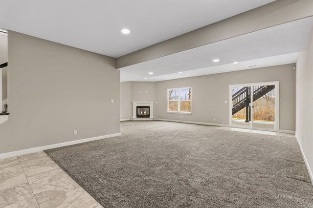 3003 CORNELIA LN, Columbia, MO 65203