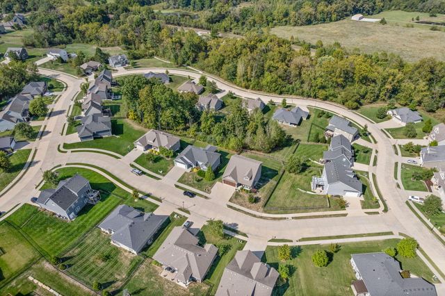 3003 CORNELIA LN, Columbia, MO 65203