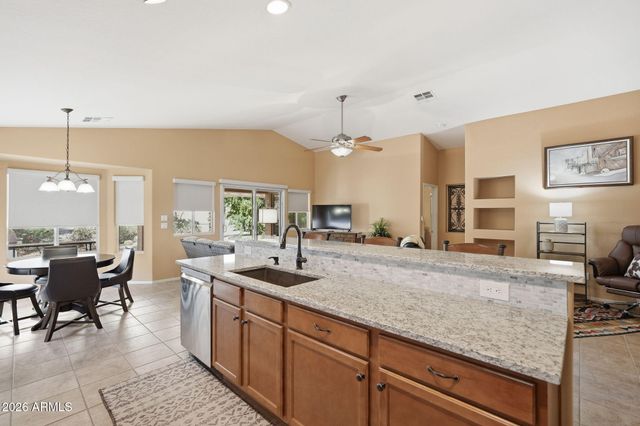77 N MONTORO Lane, Casa Grande, AZ 85194