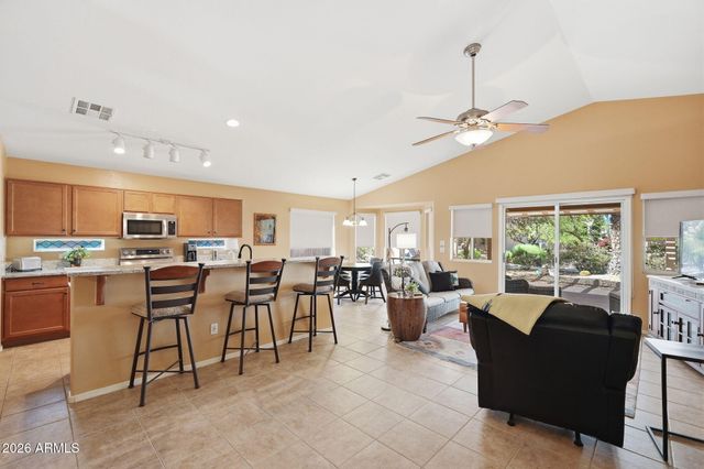 77 N MONTORO Lane, Casa Grande, AZ 85194