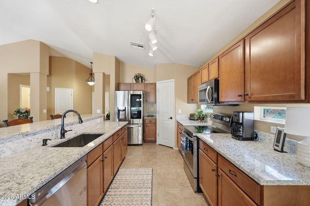 77 N MONTORO Lane, Casa Grande, AZ 85194