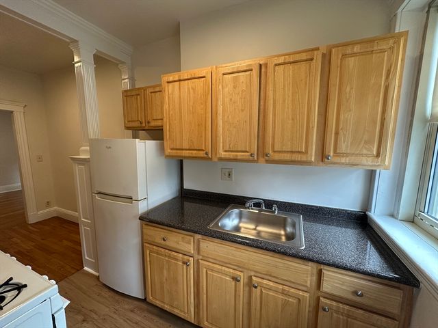 1 Craigie 4, Cambridge, MA 02138