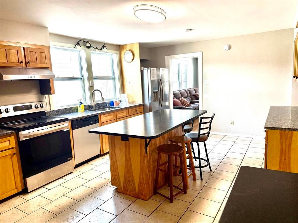 36 Spring Street, Newport, NH 03773