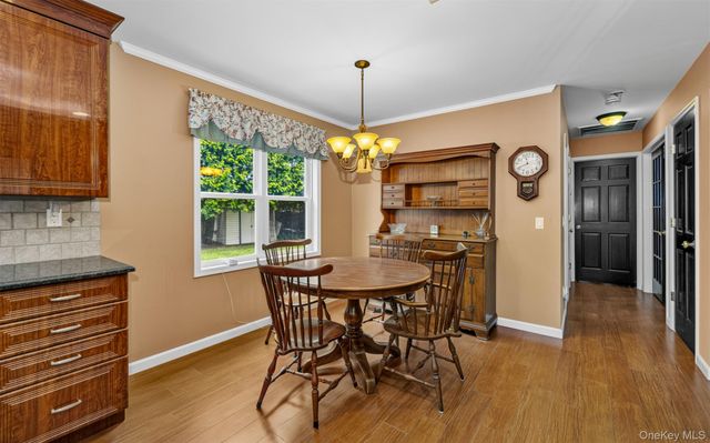 125 Ohio Avenue, Massapequa, NY 11758