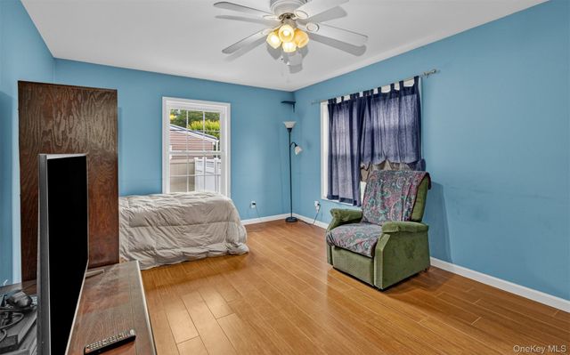 125 Ohio Avenue, Massapequa, NY 11758