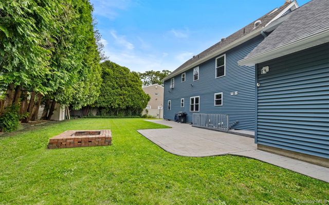 125 Ohio Avenue, Massapequa, NY 11758