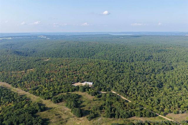 12097 State Hwy 9 E, Eufaula, OK 74432