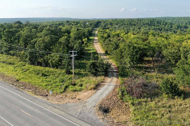 12097 State Hwy 9 E, Eufaula, OK 74432