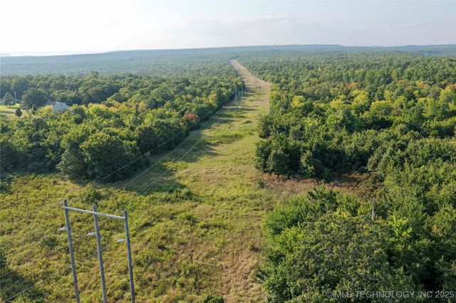 12097 State Hwy 9 E, Eufaula, OK 74432