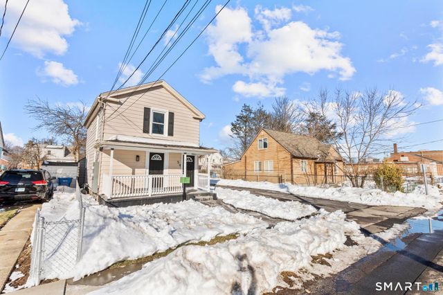 59 Pine Street, Hamden, CT 06514