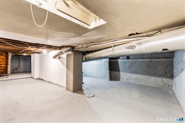 59 Pine Street, Hamden, CT 06514