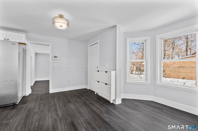 59 Pine Street, Hamden, CT 06514