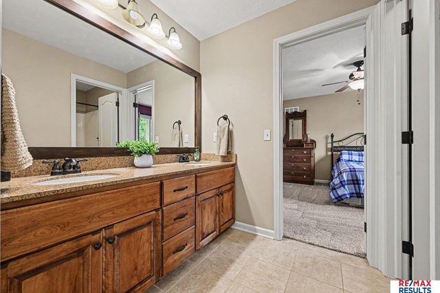 2419 N 176th Street, Omaha, NE 68116