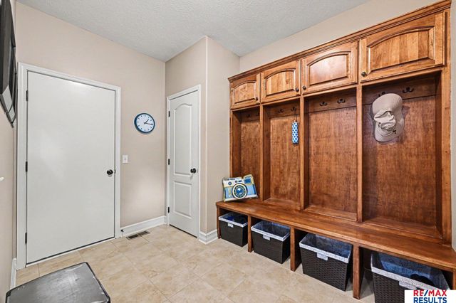 2419 N 176th Street, Omaha, NE 68116