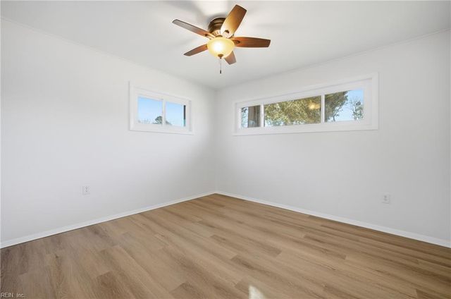 1728 S Lakeland DR, Norfolk, VA 23518