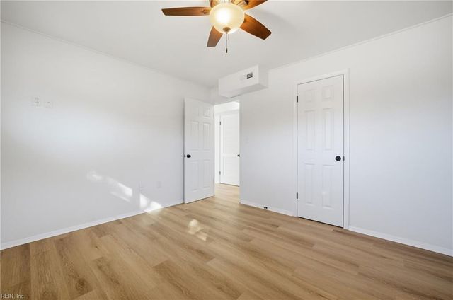 1728 S Lakeland DR, Norfolk, VA 23518