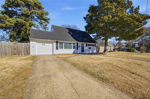 1728 S Lakeland DR, Norfolk, VA 23518