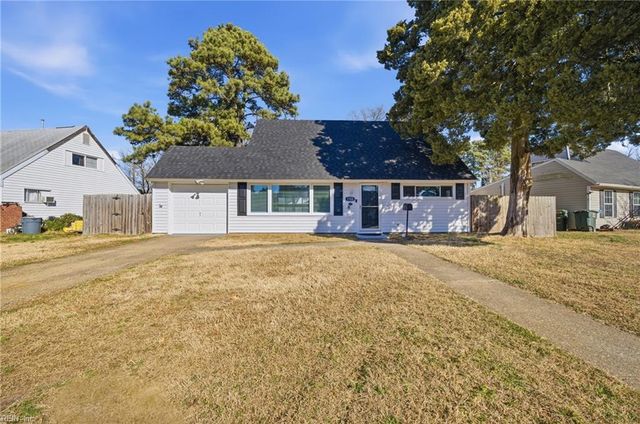 1728 S Lakeland DR, Norfolk, VA 23518