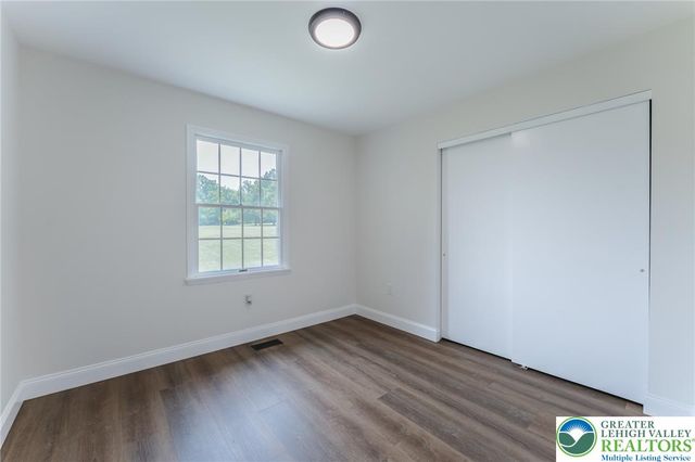 1401 Flint Hill Road, Upper Saucon Twp, PA 18036