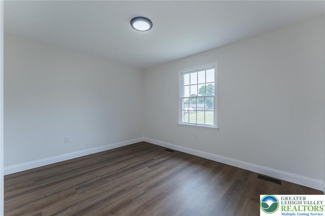 1401 Flint Hill Road, Upper Saucon Twp, PA 18036
