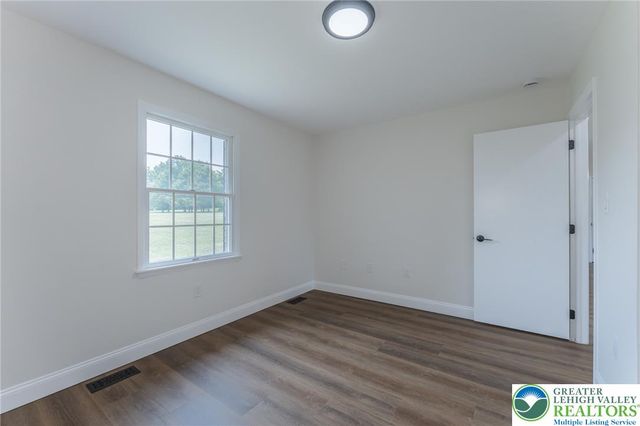 1401 Flint Hill Road, Upper Saucon Twp, PA 18036