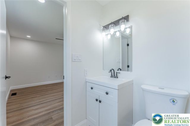 1401 Flint Hill Road, Upper Saucon Twp, PA 18036