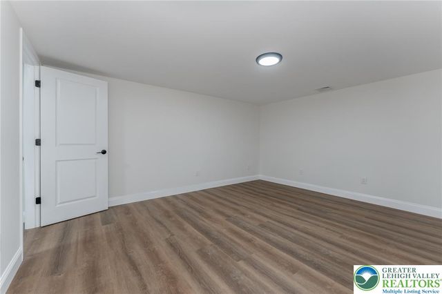 1401 Flint Hill Road, Upper Saucon Twp, PA 18036