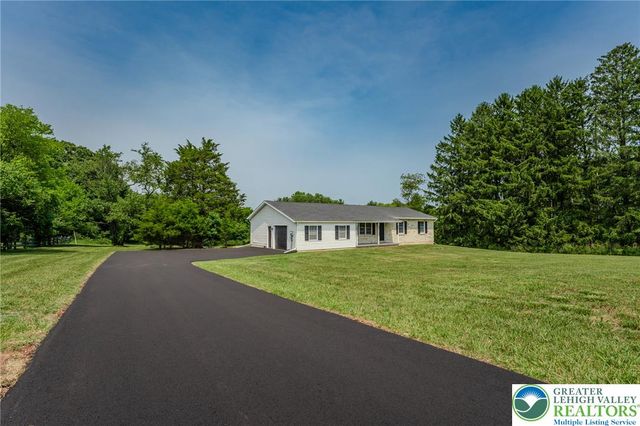 1401 Flint Hill Road, Upper Saucon Twp, PA 18036