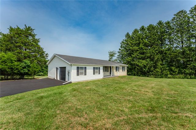 1401 Flint Hill Road, Upper Saucon Twp, PA 18036