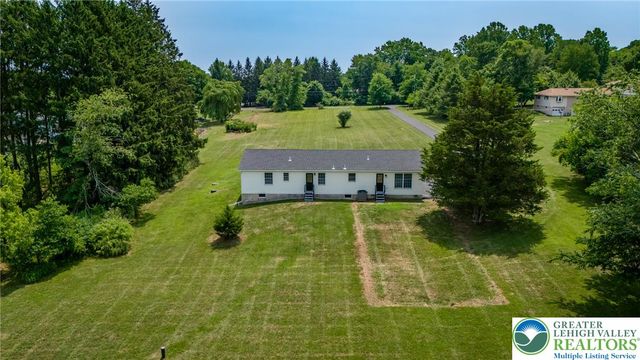 1401 Flint Hill Road, Upper Saucon Twp, PA 18036