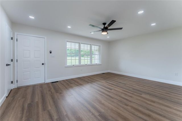 1401 Flint Hill Road, Upper Saucon Twp, PA 18036