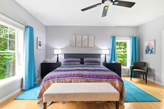 17 Hancock Drive, Bedford, NH 03110