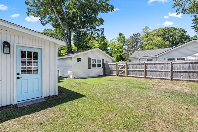 15 Anita Drive, Charleston, SC 29407