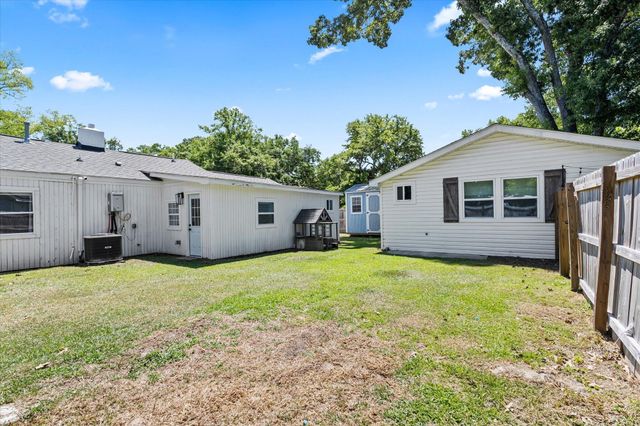 15 Anita Drive, Charleston, SC 29407