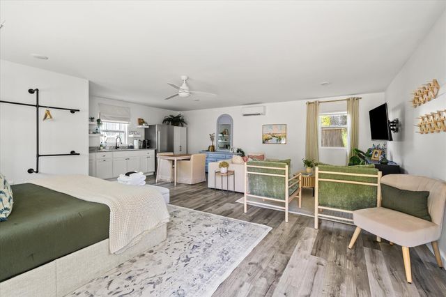 15 Anita Drive, Charleston, SC 29407