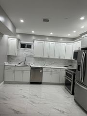 71 Hillberg Ave 1, Brockton, MA 02301