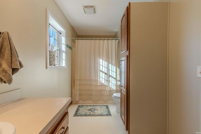 7820 W 350 N, Shipshewana, IN 46565