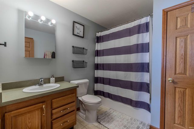 7820 W 350 N, Shipshewana, IN 46565