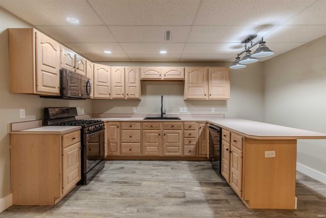 7820 W 350 N, Shipshewana, IN 46565