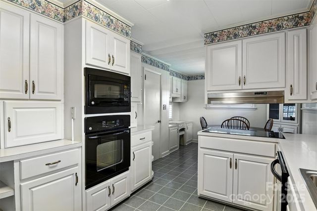 3968 US Hwy 321A Highway, Hudson, NC 28638