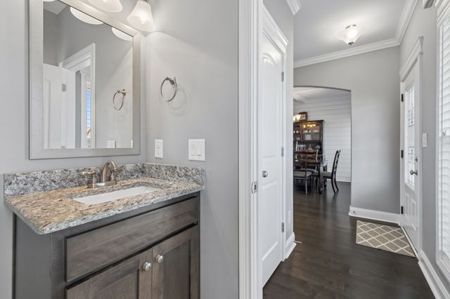 1045 Black Gum Ln, Clarksville, TN 37043