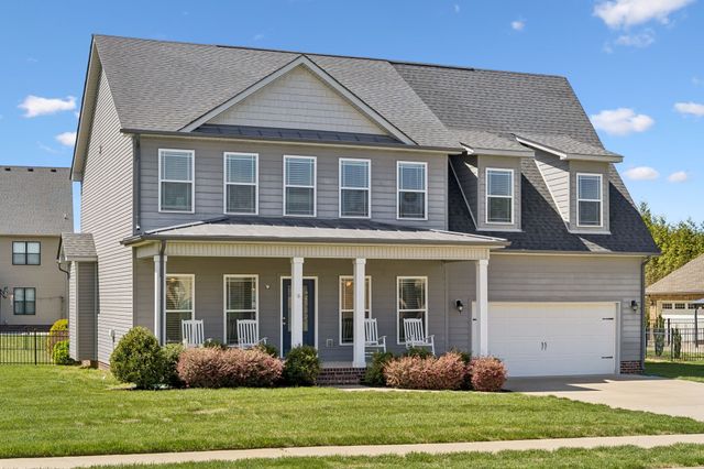 1045 Black Gum Ln, Clarksville, TN 37043
