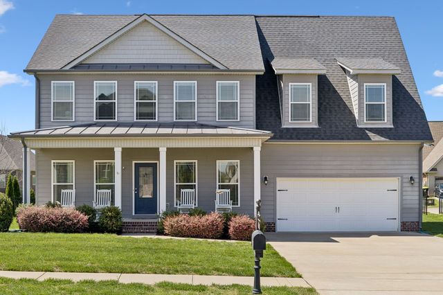 1045 Black Gum Ln, Clarksville, TN 37043