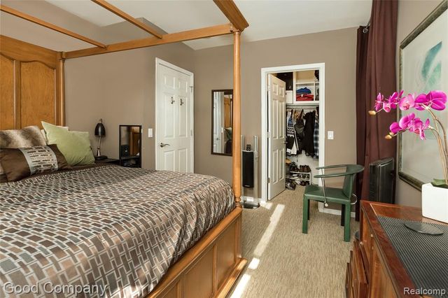 129 Allenhurst Avenue, Royal Oak, MI 48067